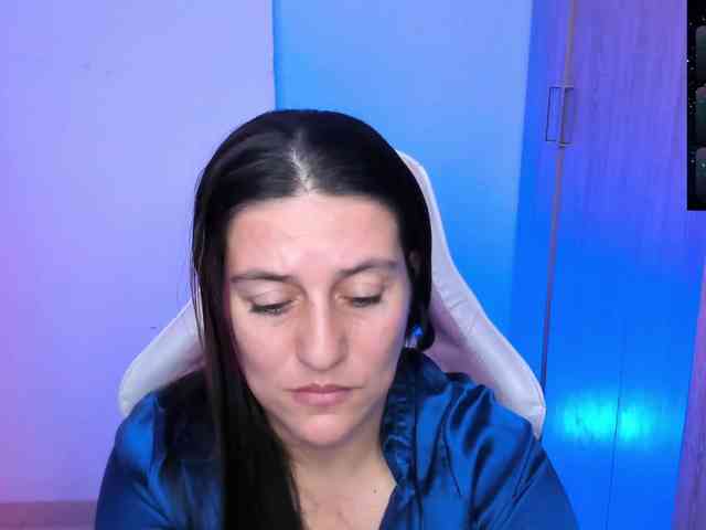 Saskyaajohnson webcam