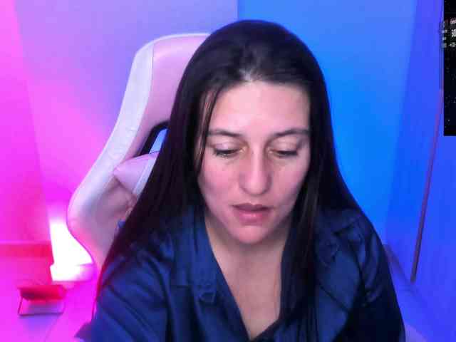 Saskyaajohnson webcam