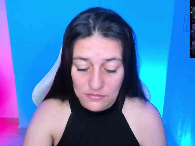 Saskyaajohnson webcam