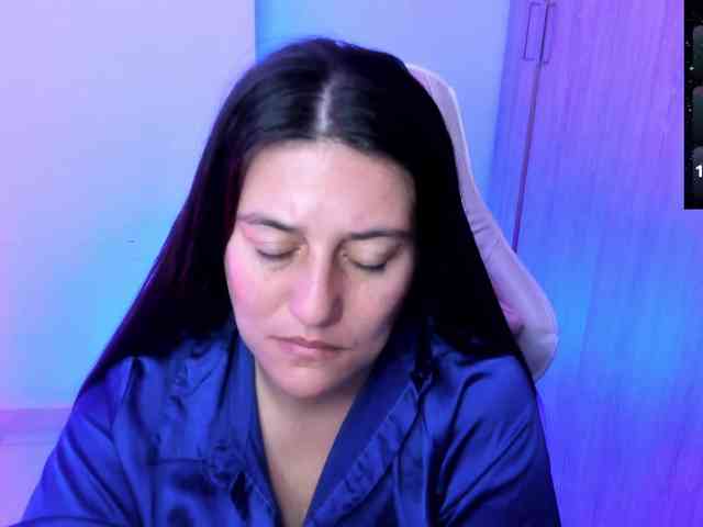 Saskyaajohnson webcam