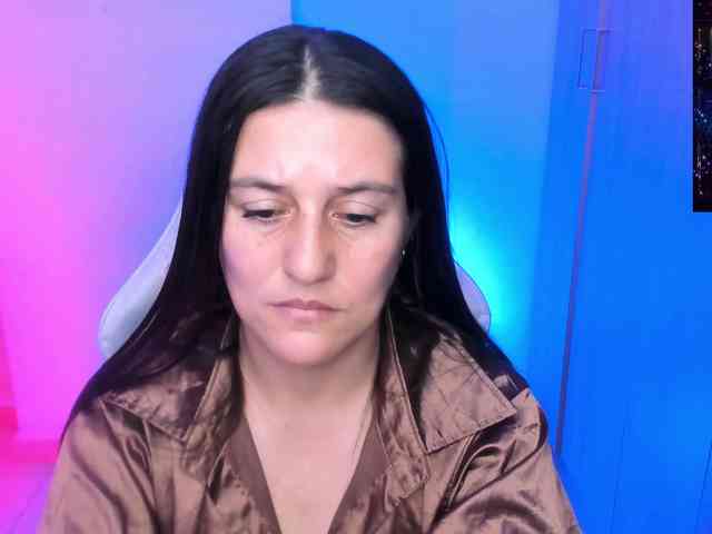 Saskyaajohnson webcam