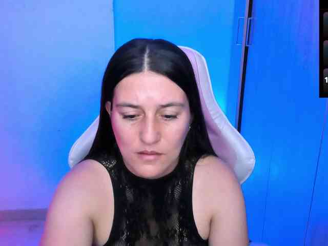 Saskyaajohnson webcam