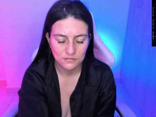 Saskyaajohnson webcam