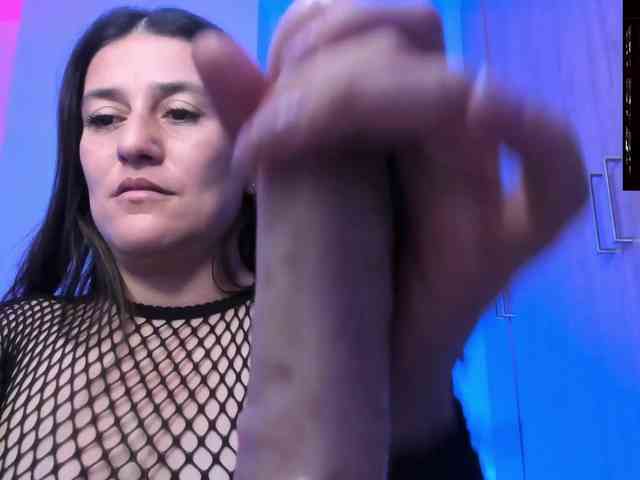 Saskyaajohnson webcam