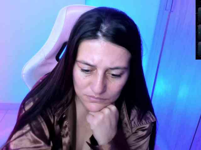 Saskyaajohnson webcam