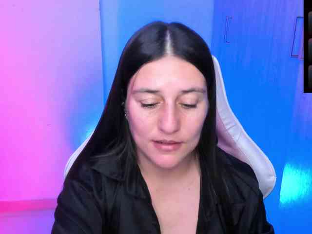 Saskyaajohnson webcam