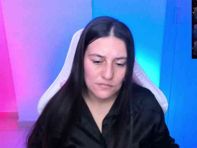 Saskyaajohnson webcam