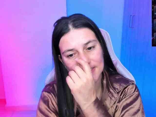 Saskyaajohnson webcam