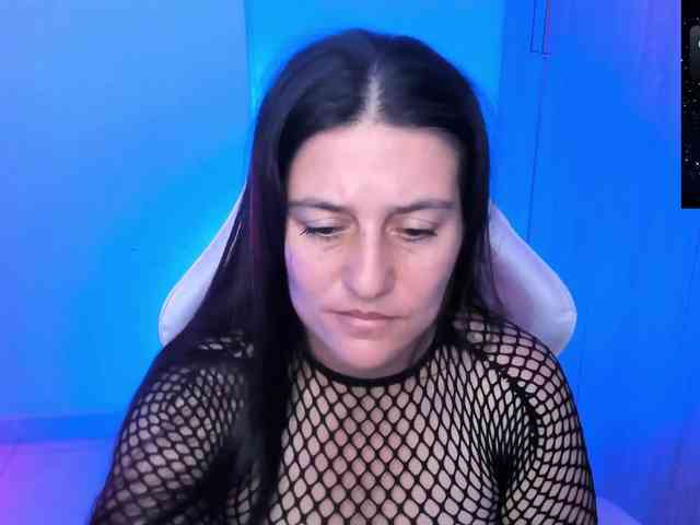 Saskyaajohnson webcam