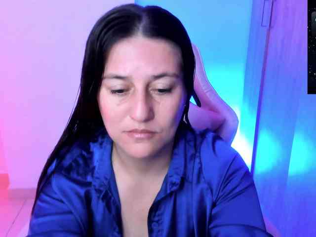 Saskyaajohnson webcam