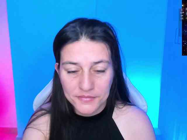 Saskyaajohnson webcam