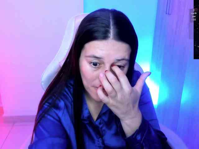 Saskyaajohnson webcam