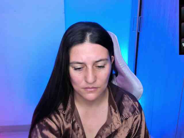 Saskyaajohnson webcam