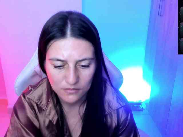 Saskyaajohnson webcam