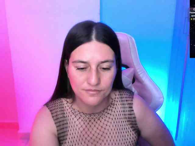 Saskyaajohnson webcam