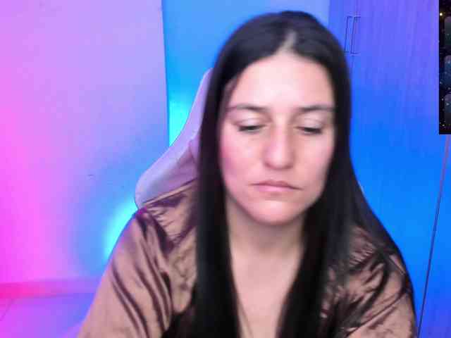 Saskyaajohnson webcam