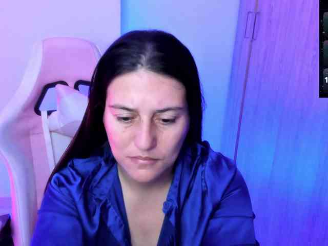 Saskyaajohnson webcam