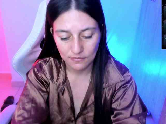 Saskyaajohnson webcam