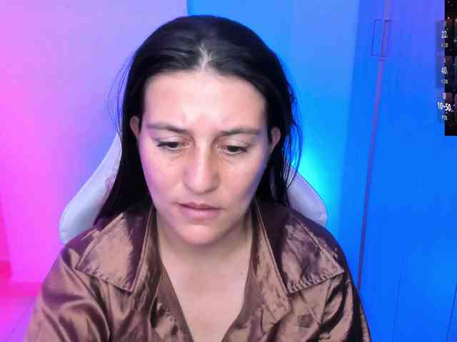 Saskyaajohnson webcam