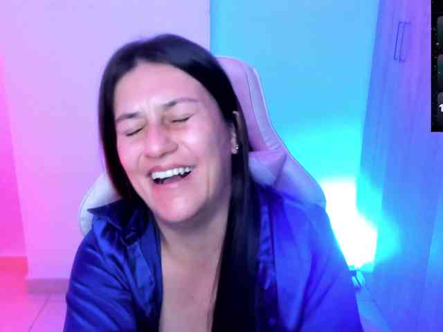 Saskyaajohnson webcam
