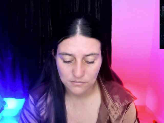 Saskyaajohnson webcam