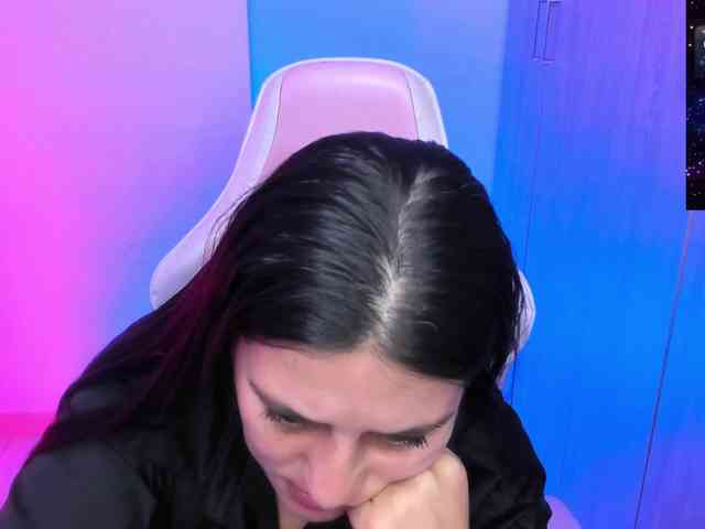 Saskyaajohnson webcam
