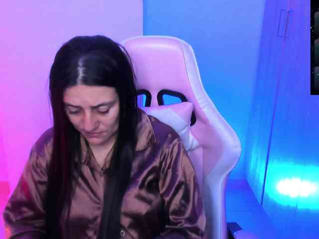Saskyaajohnson webcam