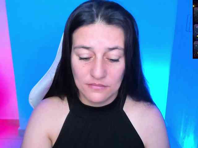 Saskyaajohnson webcam