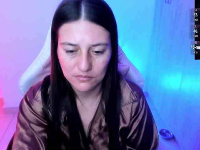 Saskyaajohnson webcam