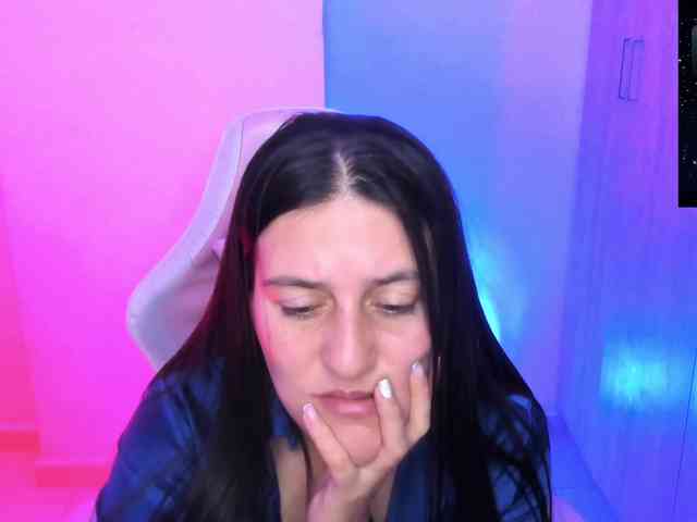 Saskyaajohnson webcam