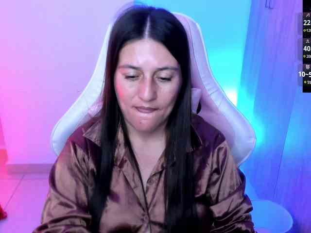 Saskyaajohnson webcam