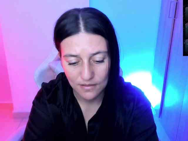 Saskyaajohnson webcam