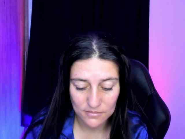 Saskyaajohnson webcam