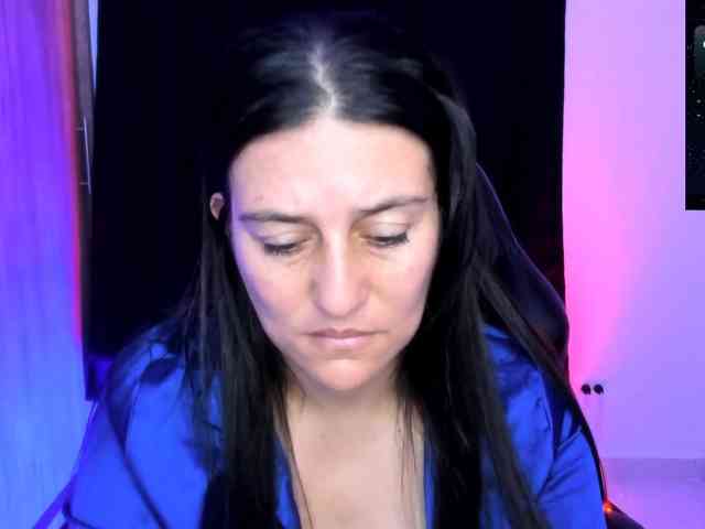 Saskyaajohnson webcam