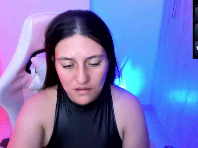 Saskyaajohnson webcam