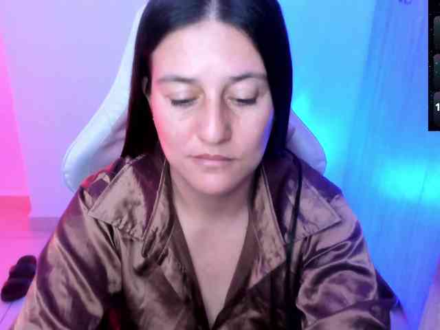 Saskyaajohnson webcam