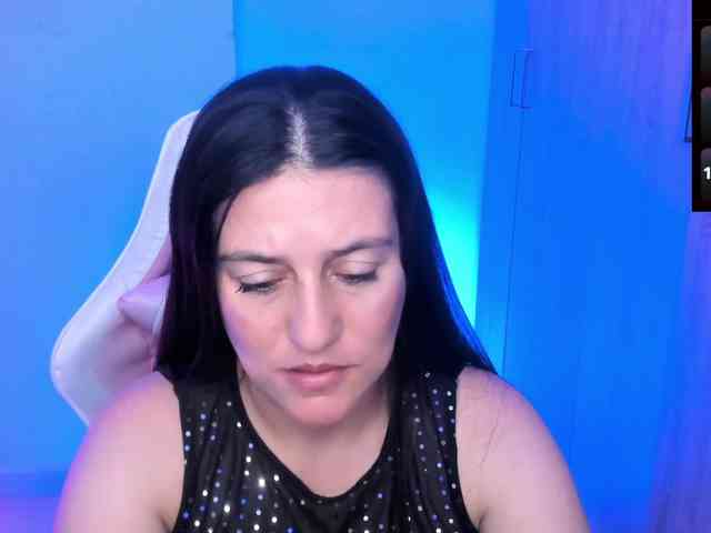 Saskyaajohnson webcam