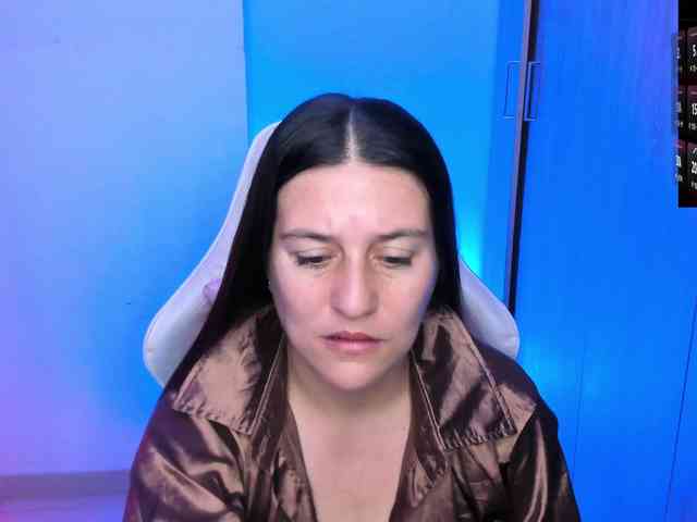 Saskyaajohnson webcam