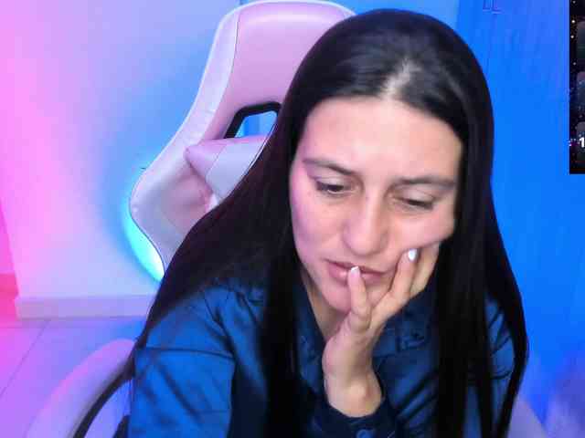 Saskyaajohnson webcam