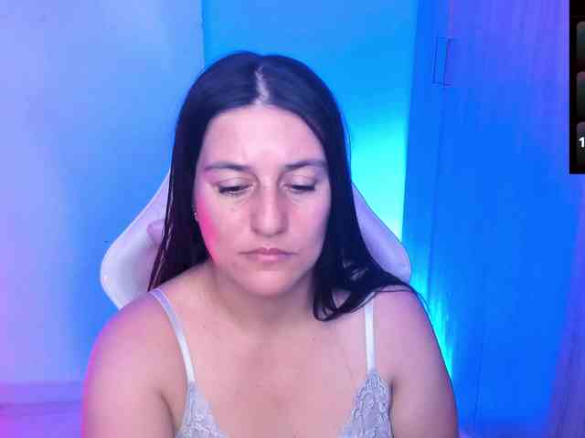 Saskyaajohnson webcam