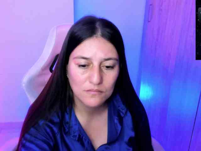 Saskyaajohnson webcam