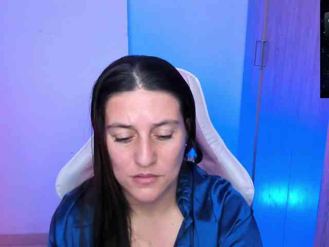 Saskyaajohnson webcam