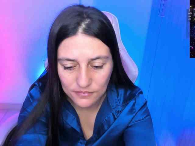 Saskyaajohnson webcam