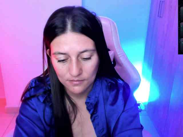 Saskyaajohnson webcam