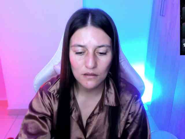 Saskyaajohnson webcam
