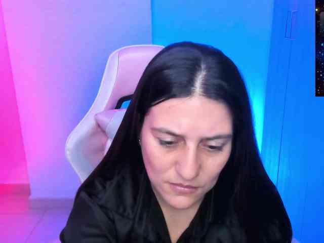 Saskyaajohnson webcam
