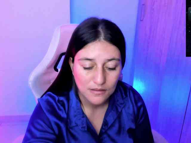 Saskyaajohnson webcam