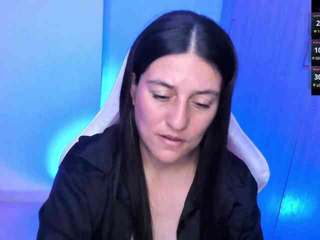 Saskyaajohnson webcam