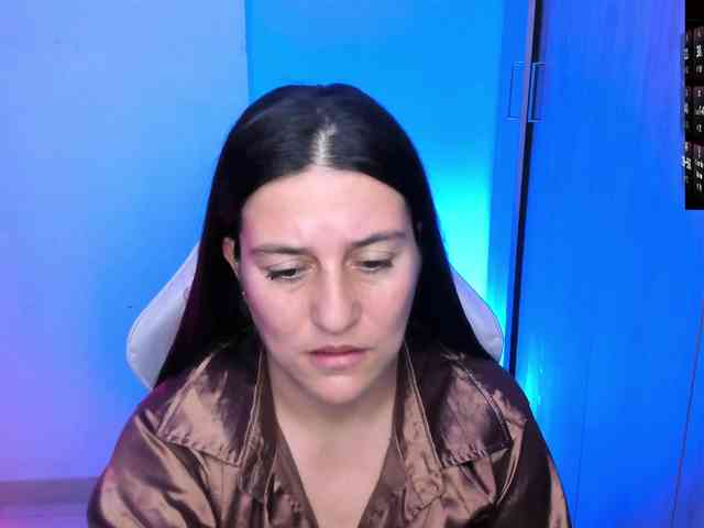 Saskyaajohnson webcam