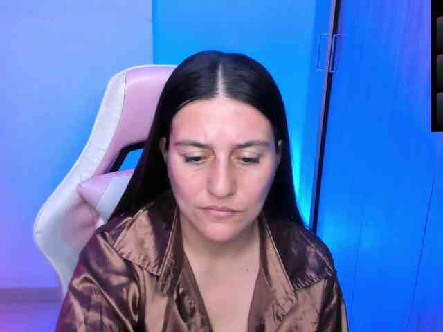 Saskyaajohnson webcam